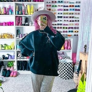 Vici Black Oversized Sweater